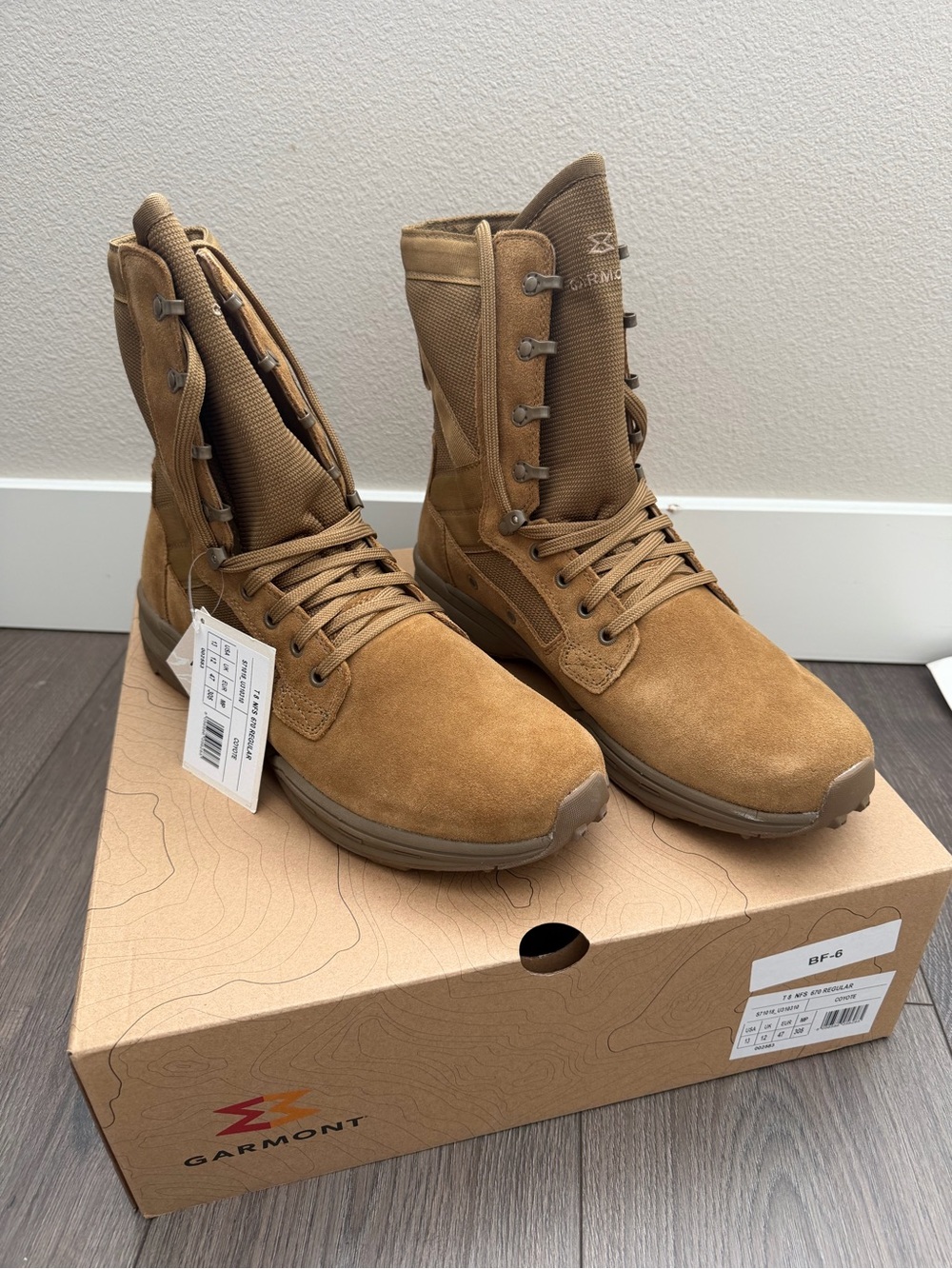 Mens Military Combat Boots size 13 NWT GARMONT